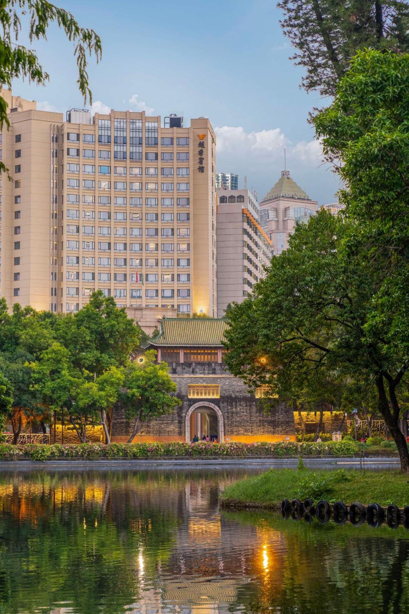 Yuexiu Hotel Guangzhou, Curio Collection By Hilton Exterior foto